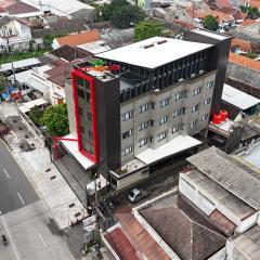 Eno Front One Hotel Semarang