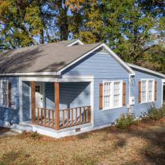 Backyard Beauty Bungalow in Jackson