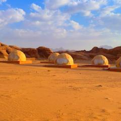 Wadi Rum Ali Bubble camp