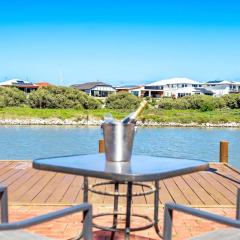 71 Blanche Pde Hindmarsh Island - No Linen Included
