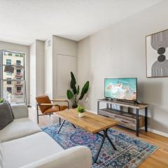 CozySuites Mill District with pool, gym #04