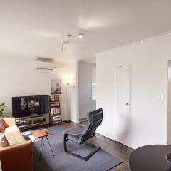 Central Classic Collingwood Modern Apt