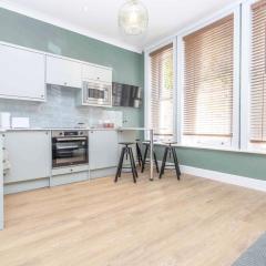 Verulum Apartments - by Coastline Retreats - Beautifully Designed Luxury Town Centre Apartments - 5 minute walk to the beach - Parking included