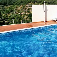4 bedrooms villa with private pool furnished terrace and wifi at Vila Seca