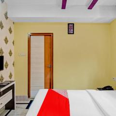 OYO Nirwana Guest House Newtown