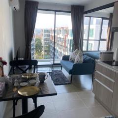 Centrio Condominiums Top Floor with Pool and Garden view