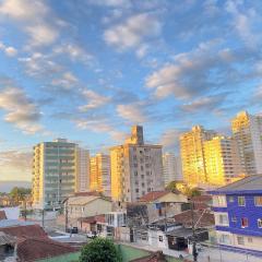 Pé na areia praia da Guilhermina II