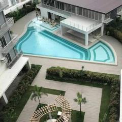 Upscale Condo with High Speed Internet, Mivesa Residences