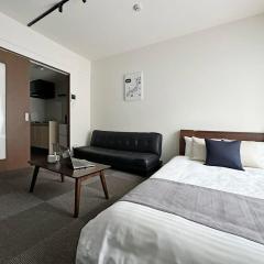 bHOTEL Nagomi - 1 Bedroom Apt in City Centre w balcony for 3 Ppl