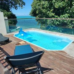 Villa la Perle, piscine privée, vue sur le lagon