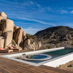 Horse Around- Pioneertown Pool Cabin w Boulders