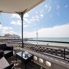 Panoramic sea views in beachfront apt w balcony
