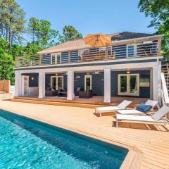 Heated Pool, Hot tub, Beachwood Cove by RoveTravel