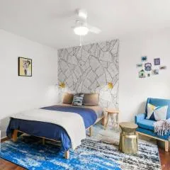 Garden District Studio Apartment - Gated Parking