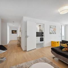 EXQUIS 4BR Design Apart-Haus I 2 Parken I Balkon