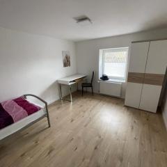 Gemütliches Einzelzimmer in Groß Vollstedt - zentral gelegen ideal für Monteuere u Reisende, Gemeinschaftsbad Einzelzimmer 2