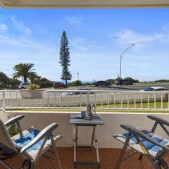 2 Bedroom Unit with Sea Views at Alexandra Headlands