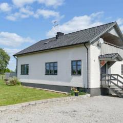 5 Bedroom Beautiful Home In Tingsryd
