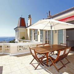 Magnifique appartement d'époque avec Vue Mer 4 personnes avec terrasse Le Port Nice