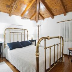 Cozy Attic Suite - Elia Apartments Chrisso