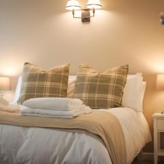 Lemon Tree Rooms - Newly Refurbished Coastal Stay
