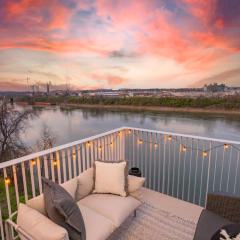 Riverfront Condo with Views 0 7 Miles From Broad