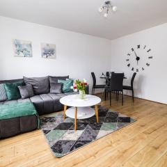 FAB City Stays 2 Bed Flat/Free Parking/Sleeps 5