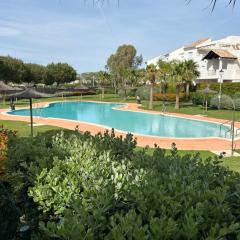 LA CASA DE LOS PATOS Jardines del lago