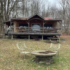 Willow Point Cabin Brenchly Lake