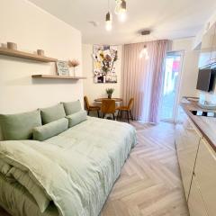 Modern studio apartment with full kitchen and bathroom in Kadriorg, Tallinn city centre