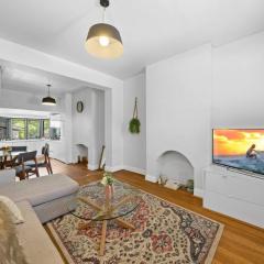 Quaint Aussie 2Br plus 1 loft - Casino & ICC & Chinatown & Darling Harbour & Fish Market