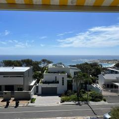 Camps Bay 2 Bed Sea Grand View