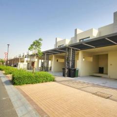 Spacious 3BHK family Townhouse-Emmar South Golf