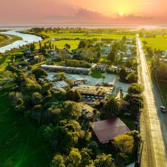 Last Resort Karamea