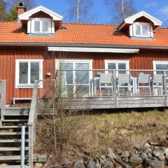 Holiday home HJÄLTEVAD