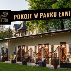 Pokoje w parku przy Pałacu Ławica