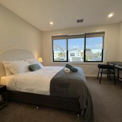 Altona entire 3 bedrooms house