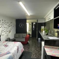 Bachelor Pad Rondebosch Self Catering
