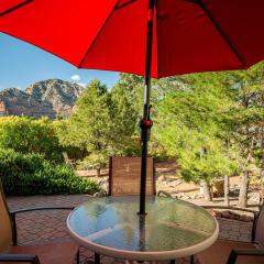Sedona Agave House with patio views, telescope, board games and centrally located!