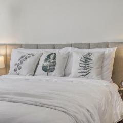 Zen Haus Garden Retreat, prime location, Luxe amenities