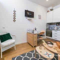 GuestReady - Bella's Downtown Apartment