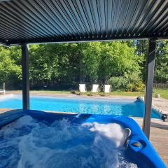 Domaine de Cachaou Logis du Pujeau sauna & spa piscine chauffée