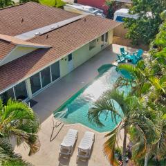 Heated Pool & Spa Home on a Scenic, Gulf Access Canal -Close to Bonita Beach!