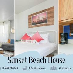 Sunset Beach House - 3 Bedrooms and 2 Bathrooms