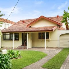 BAR92 - 3 bedroom house - Northbridge