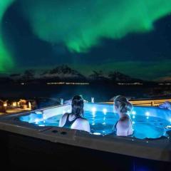 Dyrøy Holiday - Lodge with Jacuzzi