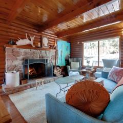 Boutique and Artsy Log Cabin in North Lake Tahoe!
