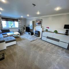 Enjoy a Luxury & Peaceful 4B-2B Home In Addingham