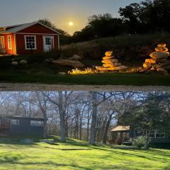 Cozy Texas Hideaway / Escape Austin (35mi)