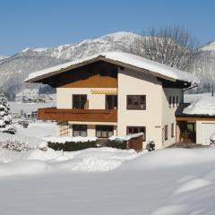 Gemütliches Appartement in Abtenau mit Garten und Terrasse